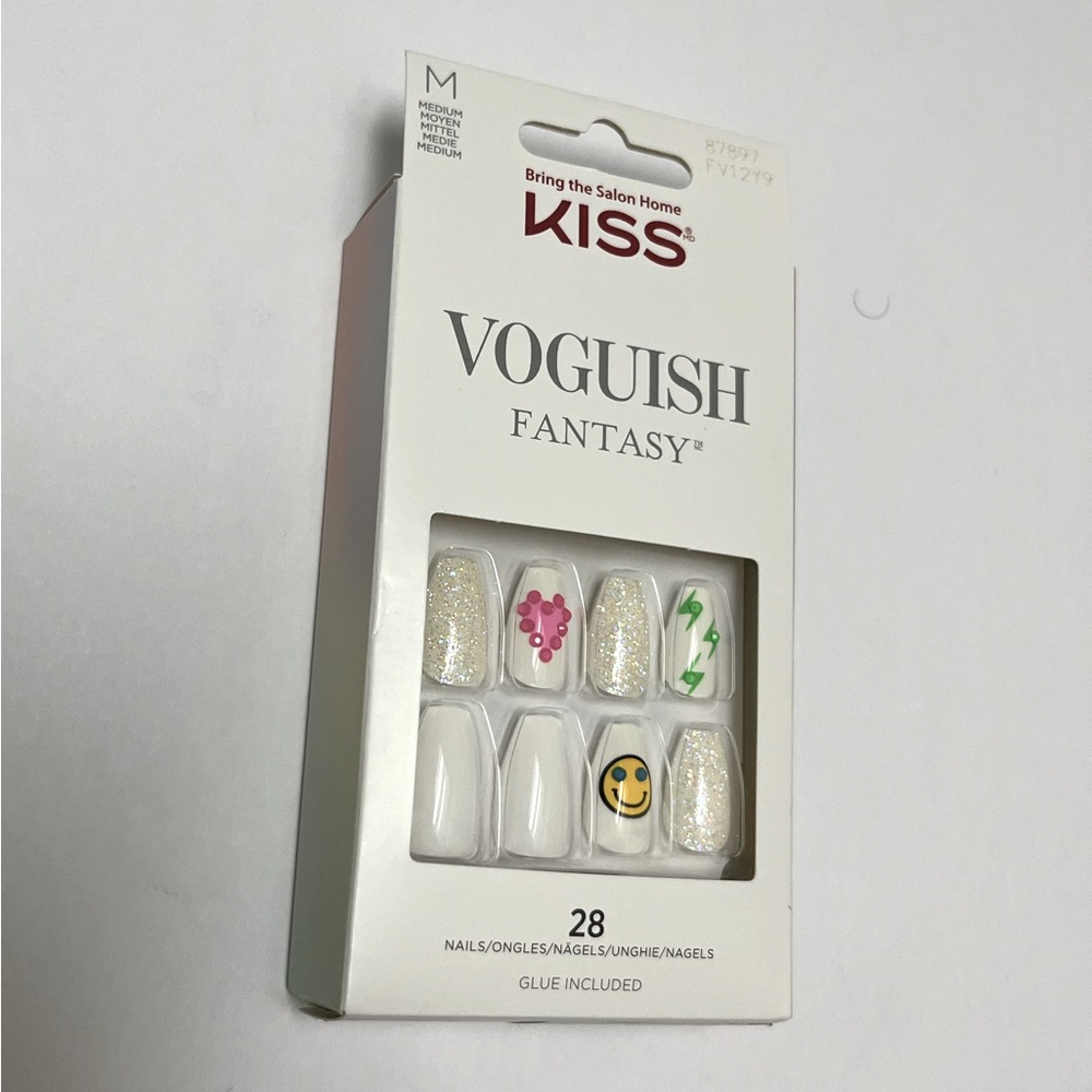 NWT 🙂💖 KISS NY Voguish Fantasy Nails - Glow up - Picture 12 of 12